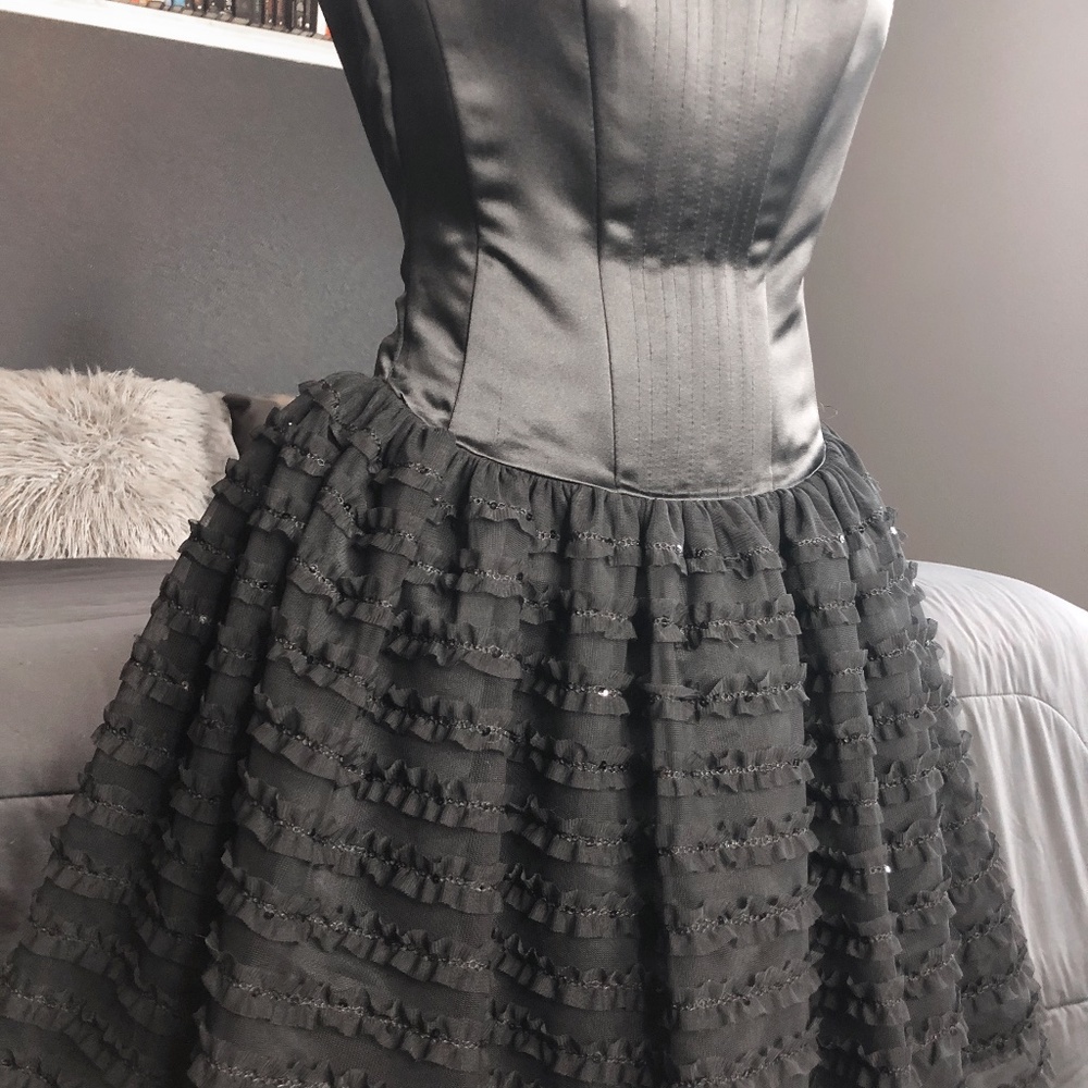 80s Strapless Corset Style Gown - Picture 2 of 7